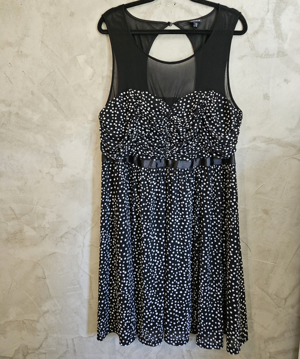 Torrid Black White Polka Dot Mesh Yoke Fit & Flare Dress Size 22